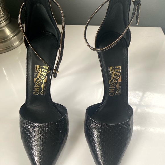 Ferragamo Ellen shoe size 7b NWT - Picture 4 of 15
